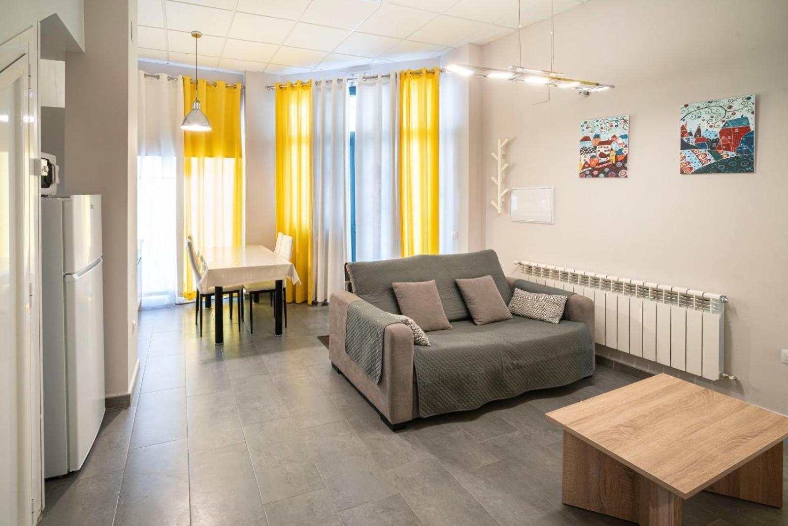 Apartamentos La Plazuela Баньос-де-Монтемайор Экстерьер фото